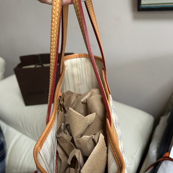 Stunning Louis Vuitton Neverfull pm🤍🩵Azur - Picture 6 of 16